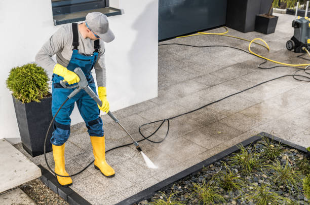 Garage Pressure Washing in Jensen Beach, FL